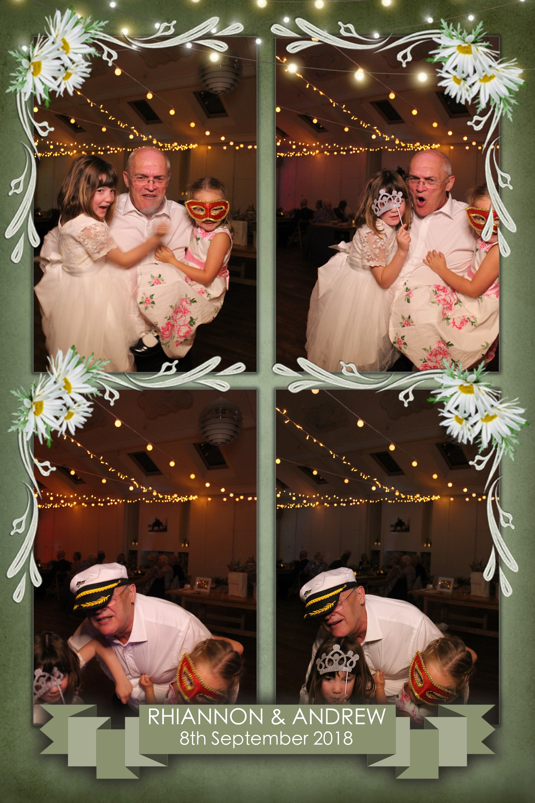 Rhiannon & Andrew's Wedding | View more photos from the event at images.mobile-photo-booth.com/u/MobilePhotoBoothUK/Rhiannon-Andrews-Wedding